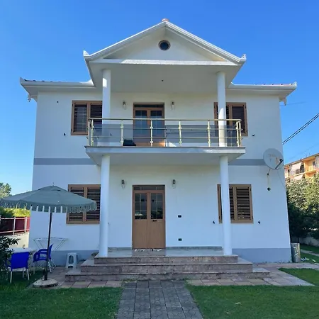 House Vakantiehuis *